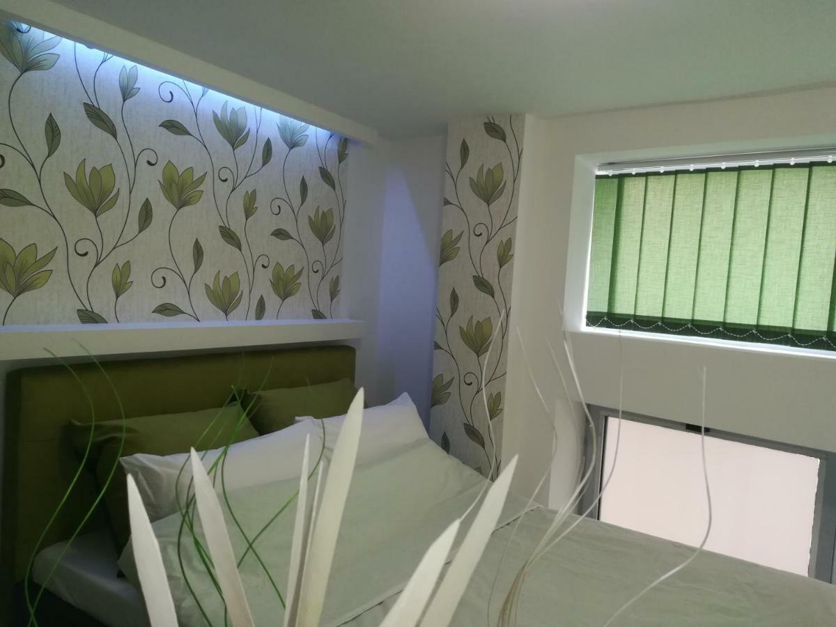 Classy And Cozy - Parking - 3 Beds - Near Center Novi Sad Eksteriør bilde
