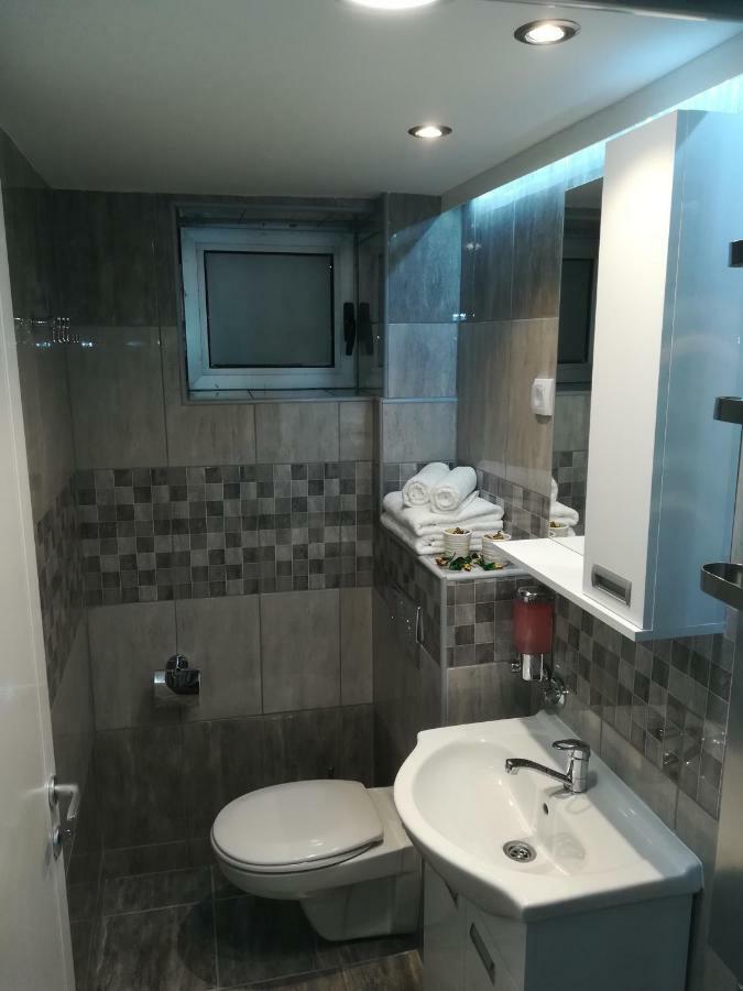 Classy And Cozy - Parking - 3 Beds - Near Center Novi Sad Eksteriør bilde